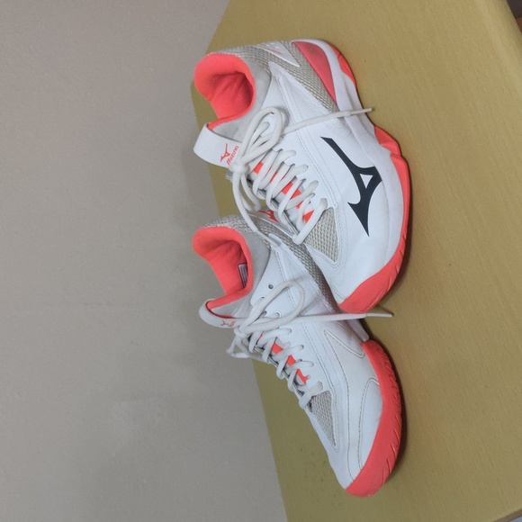 Mizuno Wave Impulse Women Tennis 7.5 - Picture 2 of 6